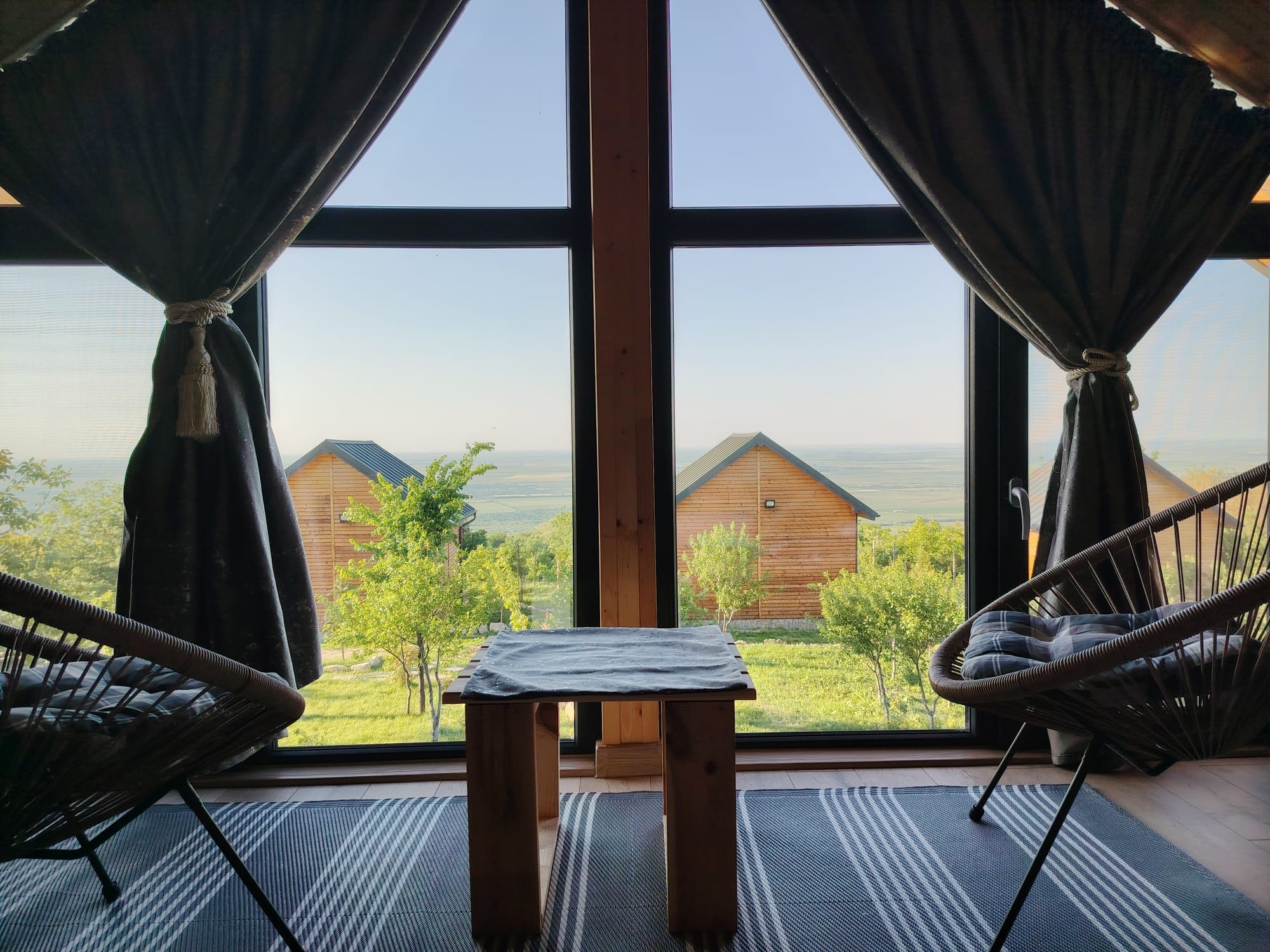 Fereastră panoramică